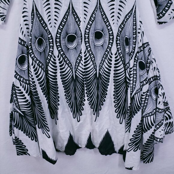 Step In Style Black & White Abstract Peacock Button-Down Hi-Low Tunic Dress PM - Picture 16 of 16